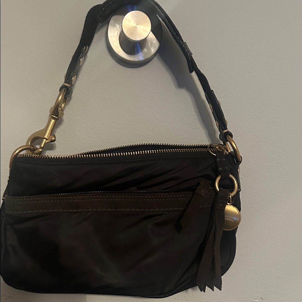 Vintage COACH Poppy Handbag VGU condition